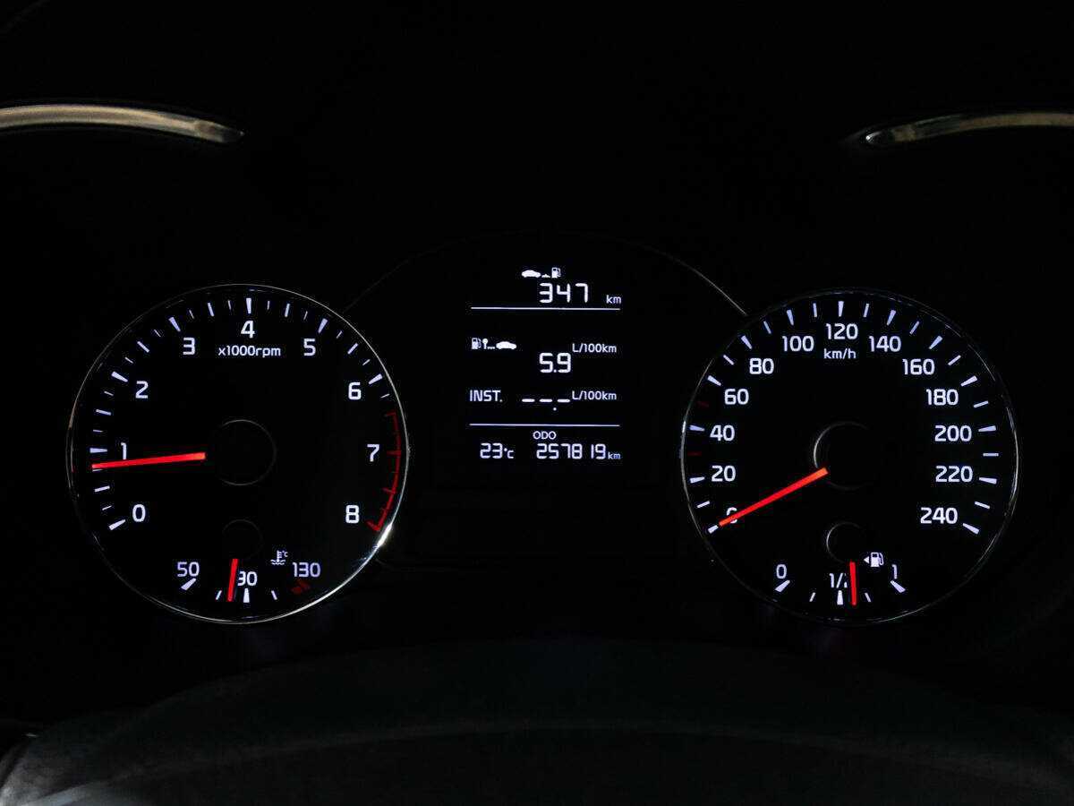 Б/У Киа Церато 2017 года. Фото: #11