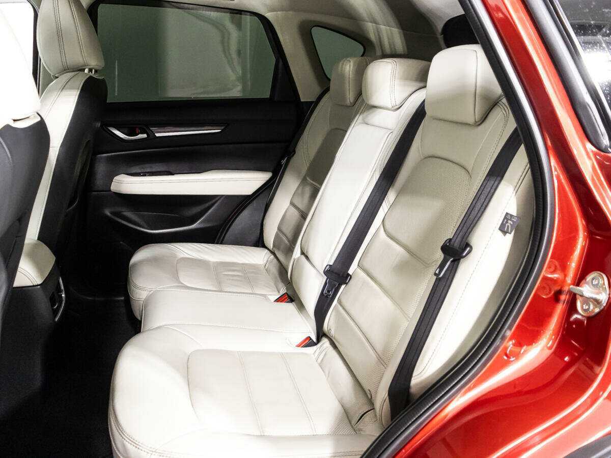 Mazda CX-5 2017 года с пробегом. Фото: #9