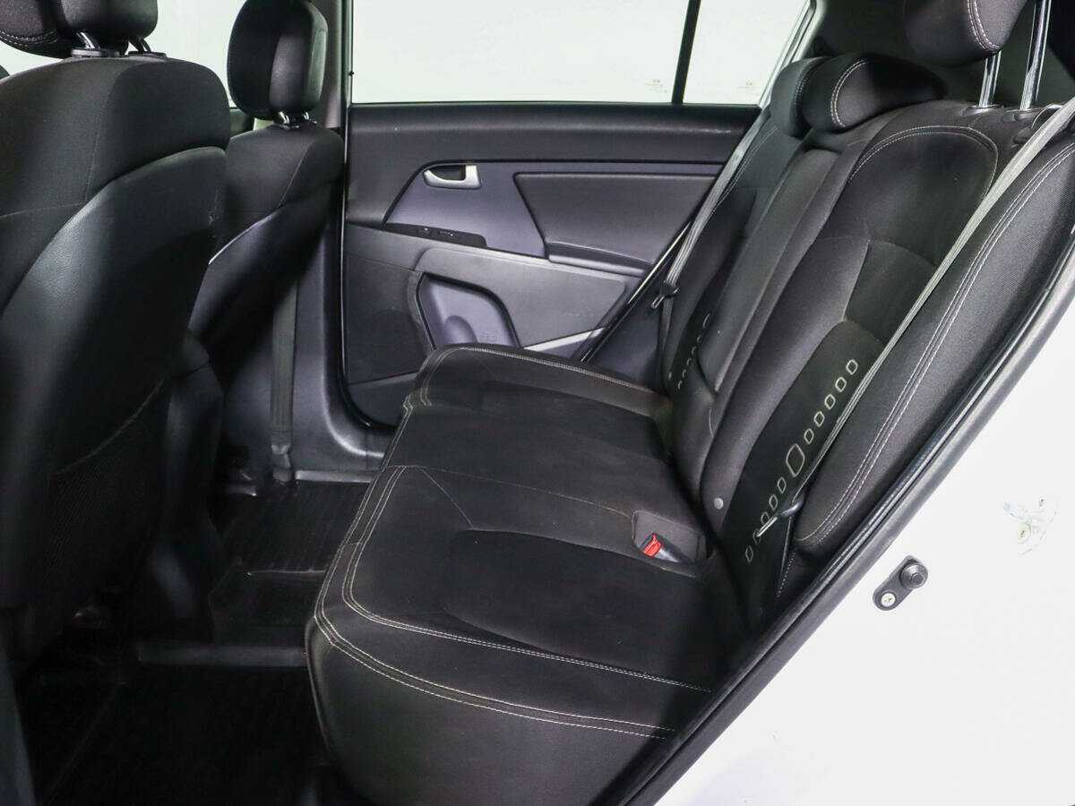 Б/У Киа Спортейдж 2012 года. Фото: #9