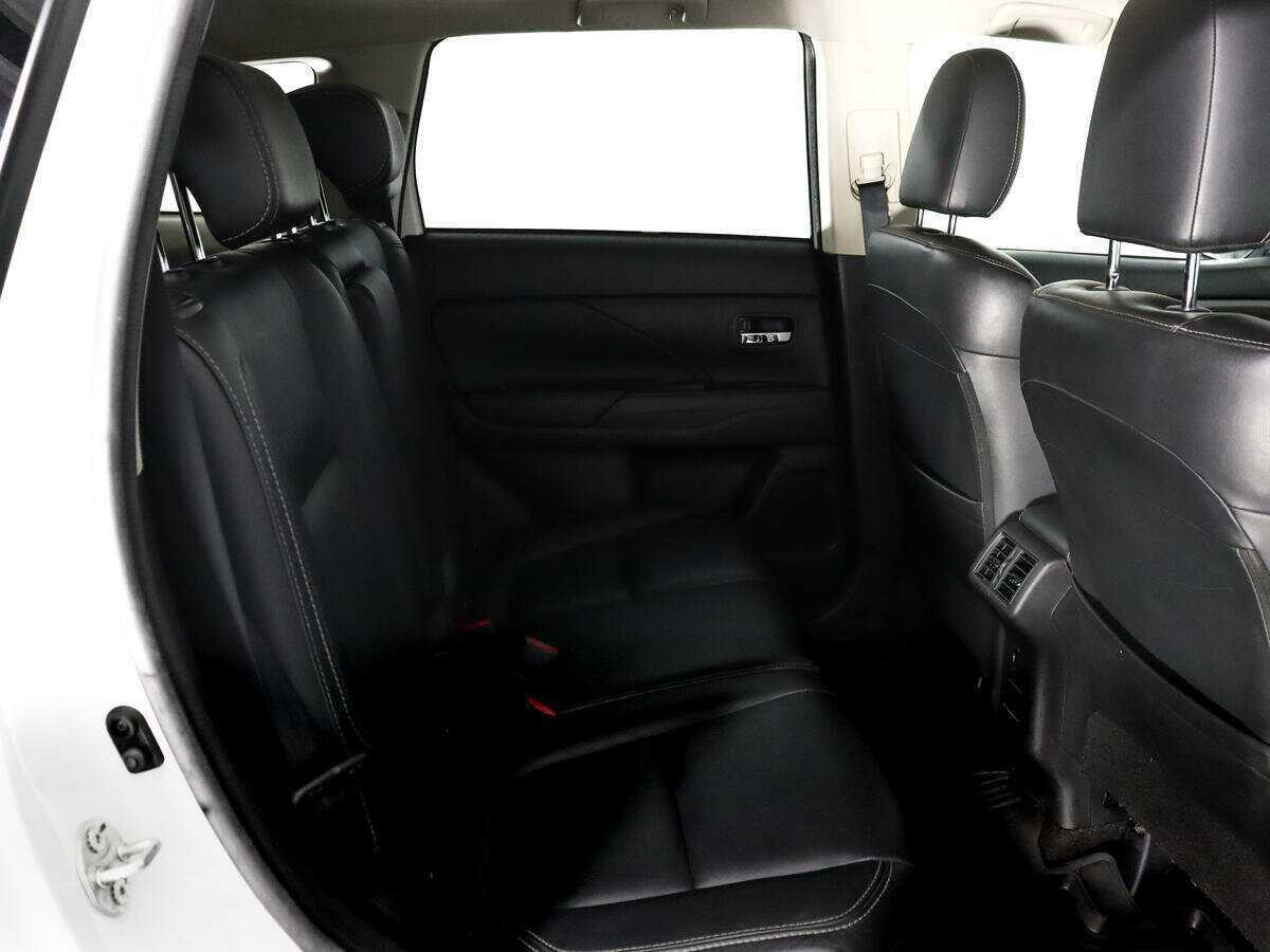 Mitsubishi Outlander 2019 года с пробегом. Фото: #11