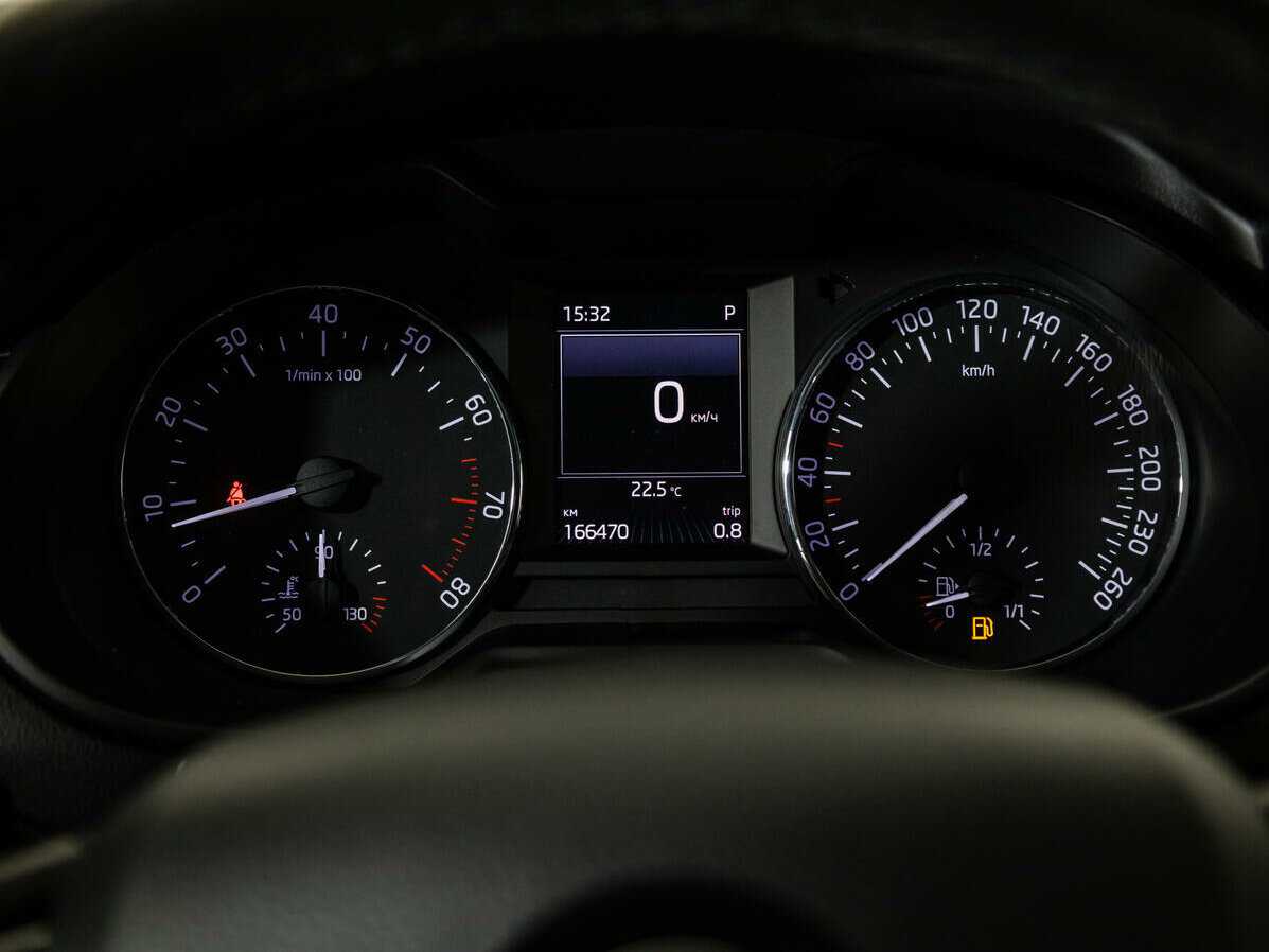 Б/У Шкода Октавия 2016 года. Фото: #9