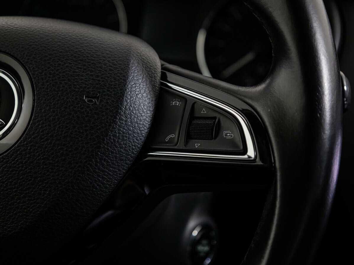 Б/У Шкода Октавия 2016 года. Фото: #13