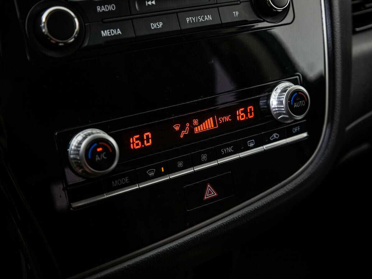 Mitsubishi Outlander 2020 года с пробегом. Фото: #12