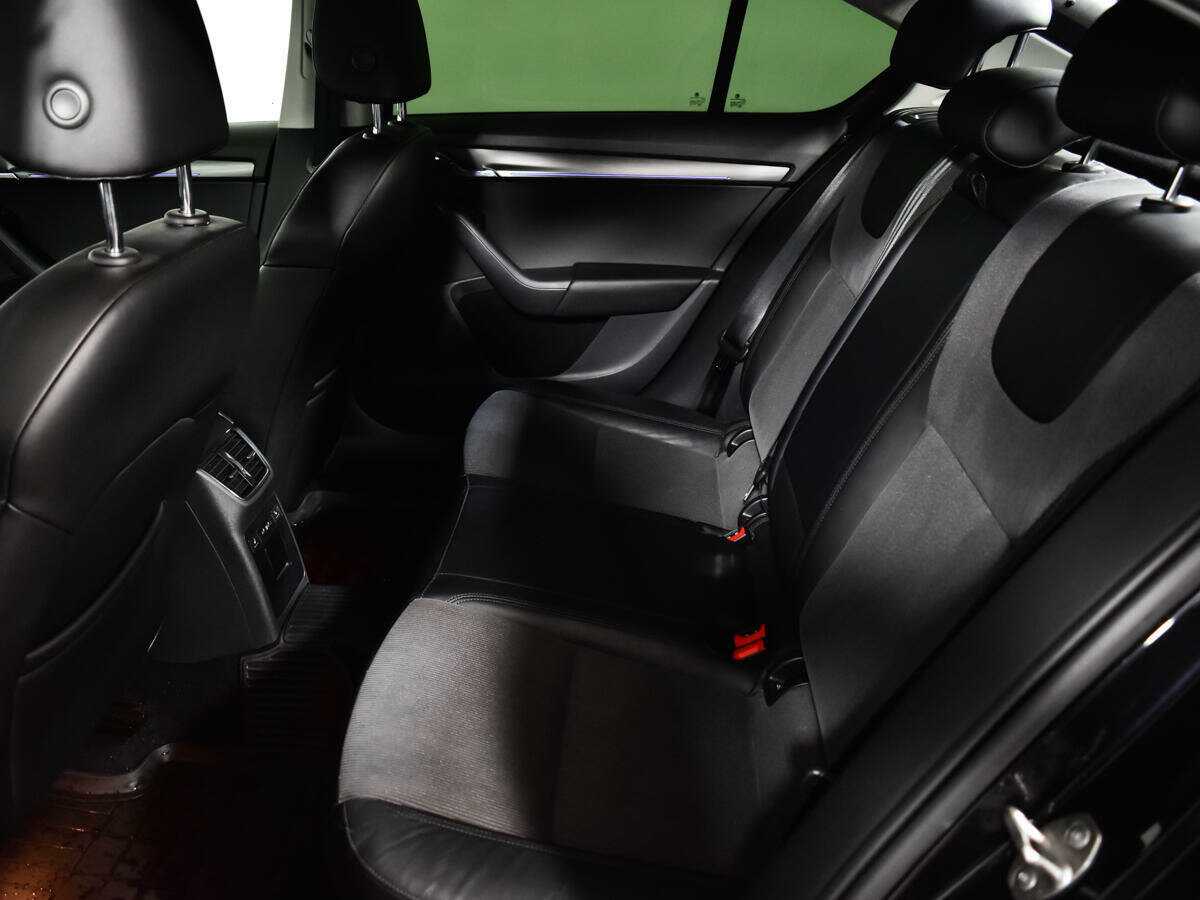 Skoda Octavia 2019 года с пробегом. Фото: #8