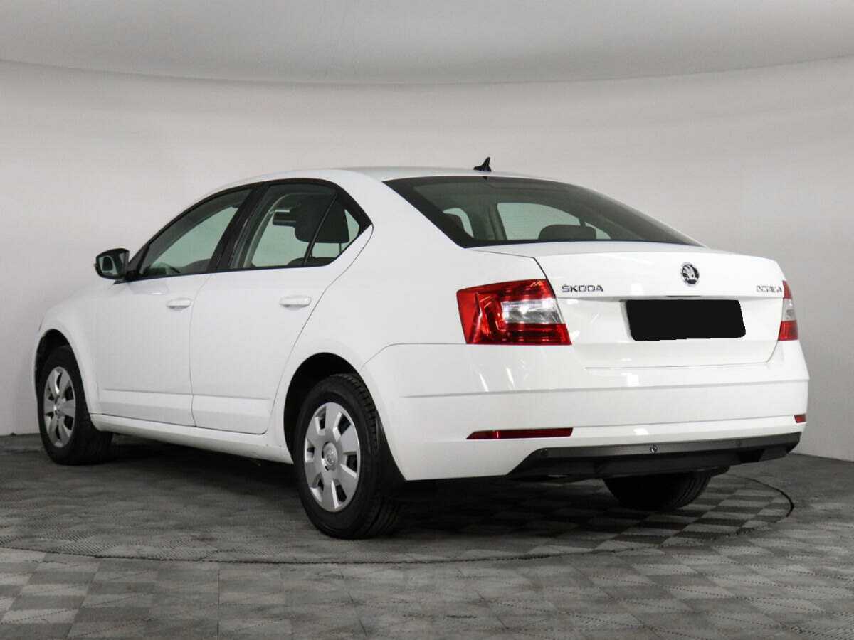 Skoda Octavia 2020 года с пробегом. Фото: #6