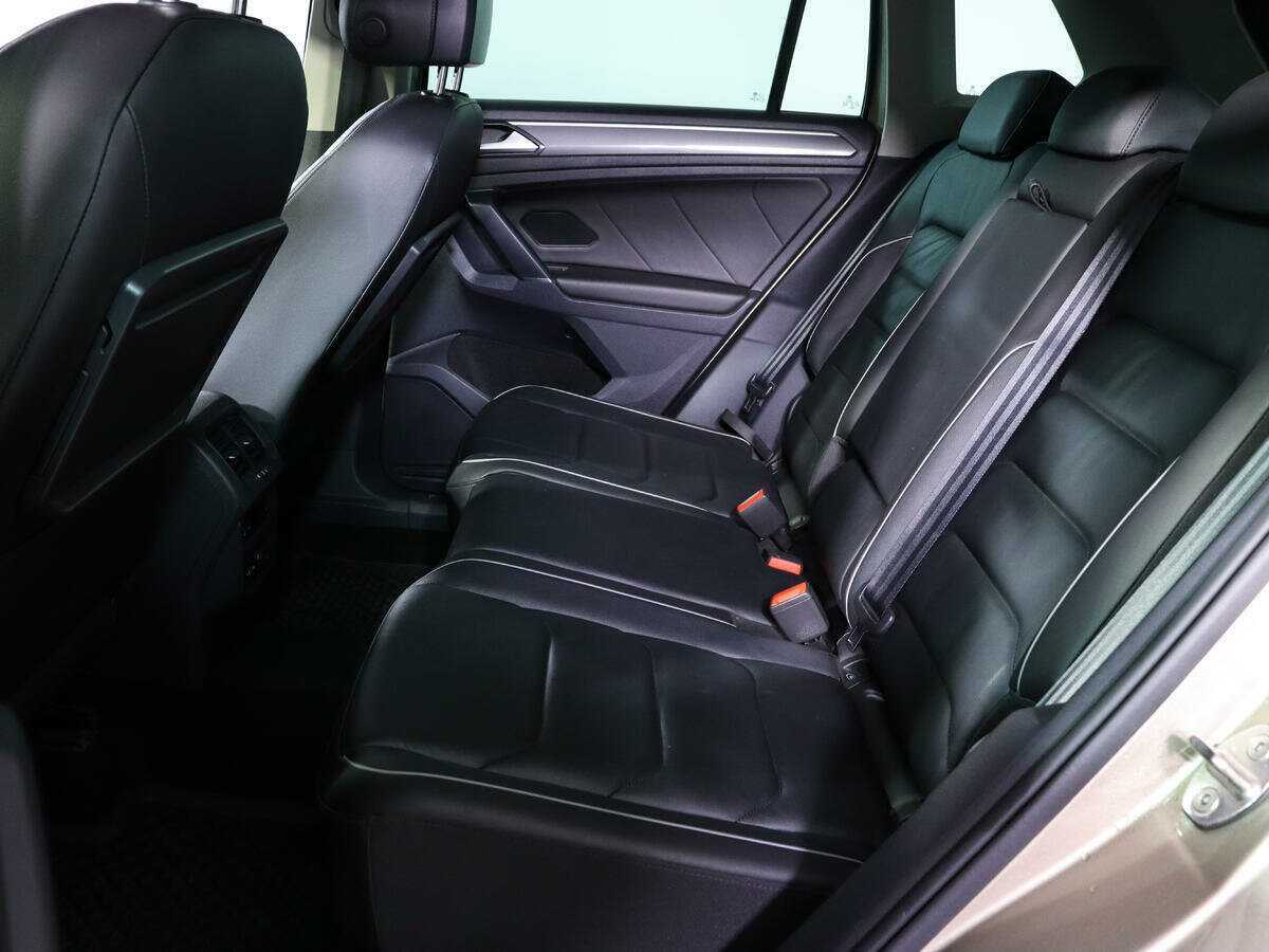 Б/У Фольксваген Тигуан 2018 года. Фото: #7