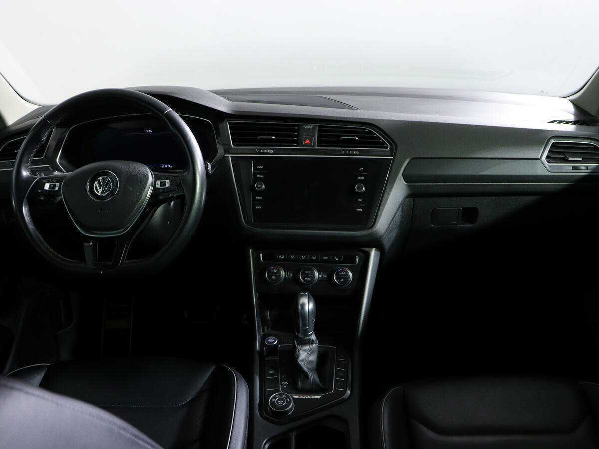 Б/У Фольксваген Тигуан 2018 года. Фото: #9