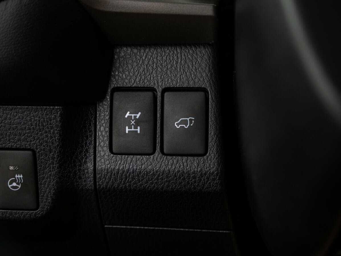 Б/У Тойота Рав4 2016 года. Фото: #19