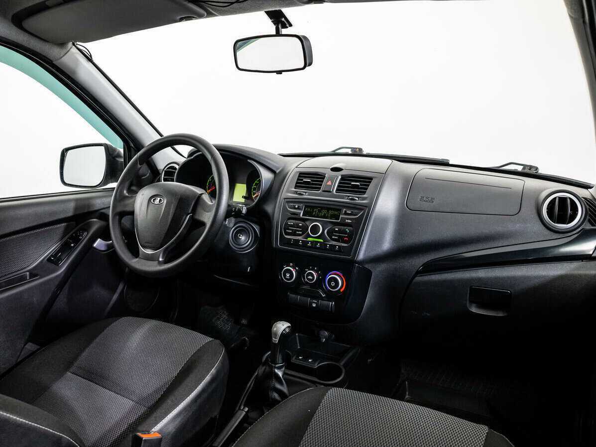 Б/У Лада (ВАЗ) Калина 2017 года. Фото: #8