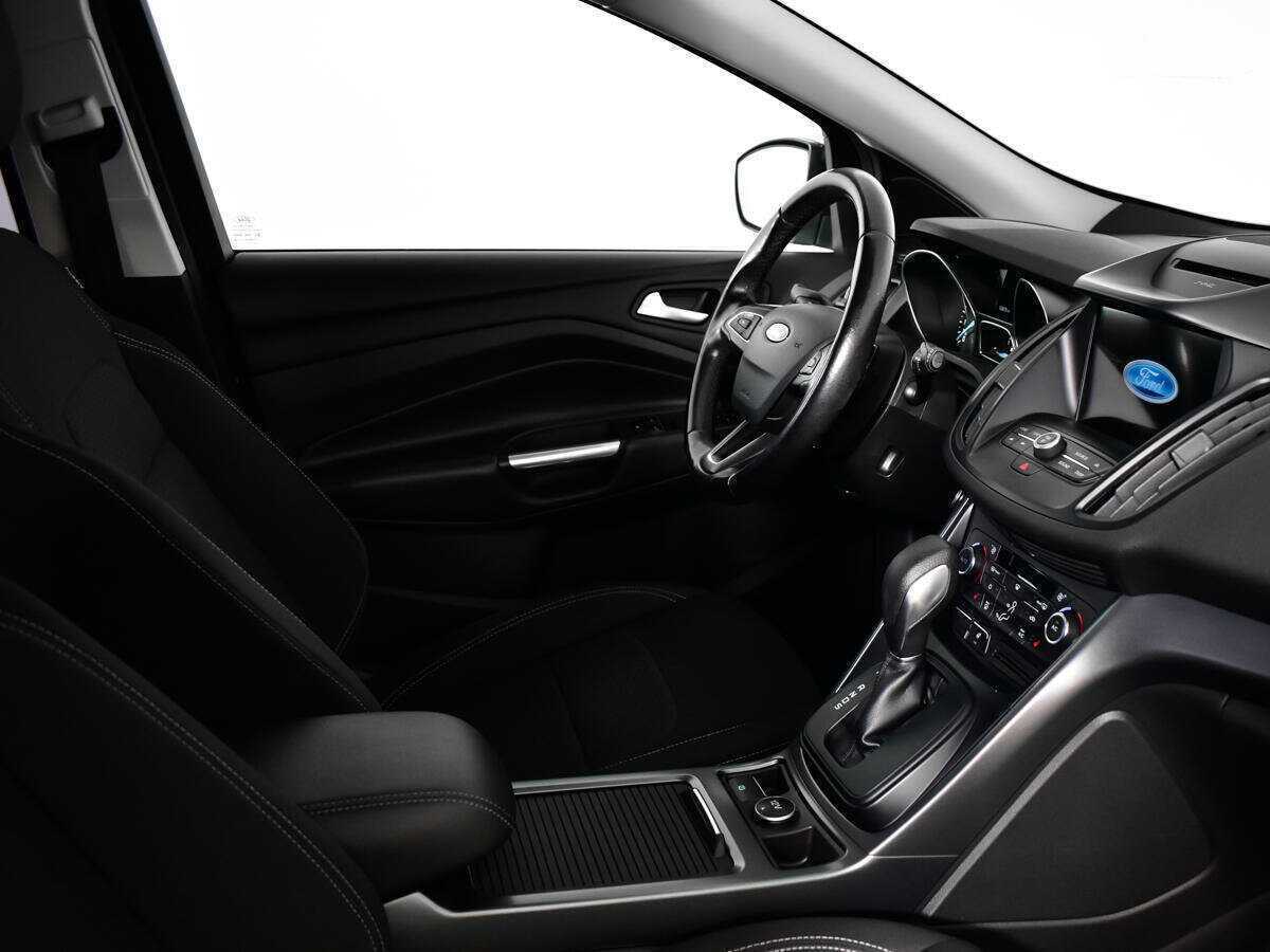 Б/У Форд Куга 2018 года. Фото: #8