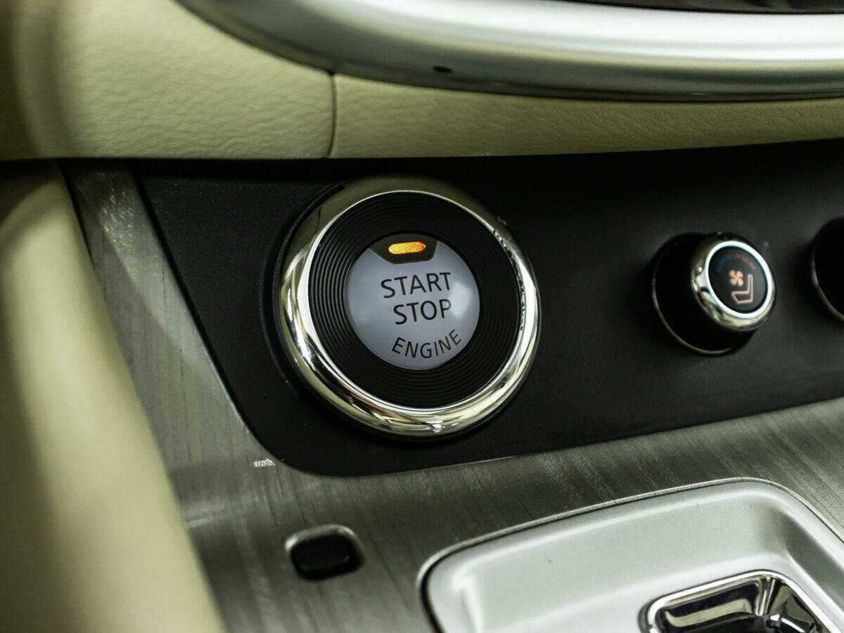 Б/У Ниссан Мурано 2017 года. Фото: #15