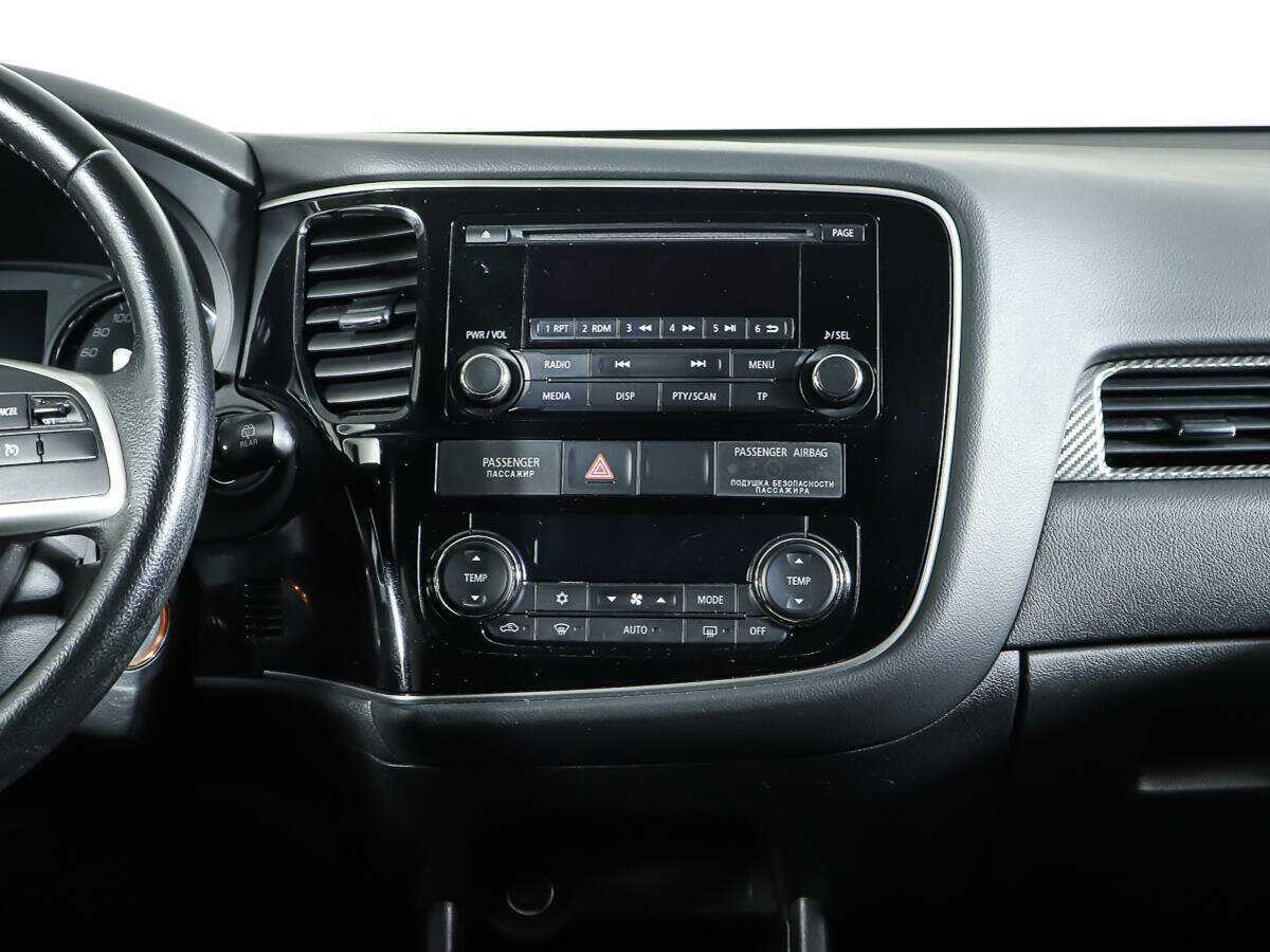 Mitsubishi Outlander 2013 года с пробегом. Фото: #10