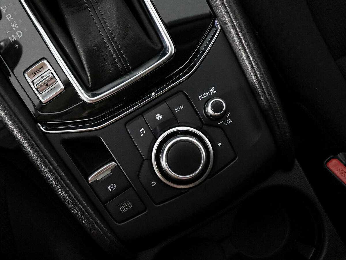 Б/У Мазда Ц-Икс-5 2017 года. Фото: #8