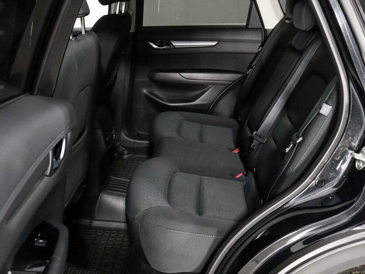 Б/У Мазда Ц-Икс-5 2017 года. Фото: #9