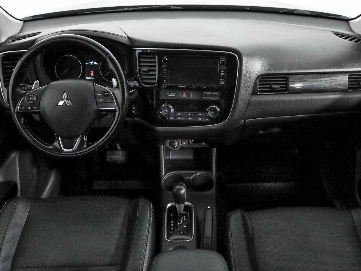 Mitsubishi Outlander 2016 года с пробегом. Фото: #14