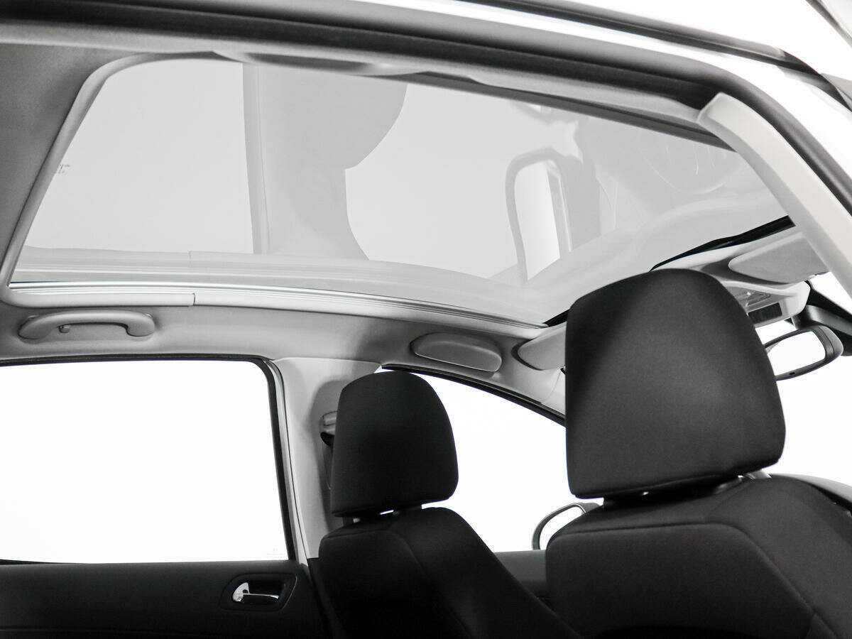 Peugeot 308 2012 года с пробегом. Фото: #12