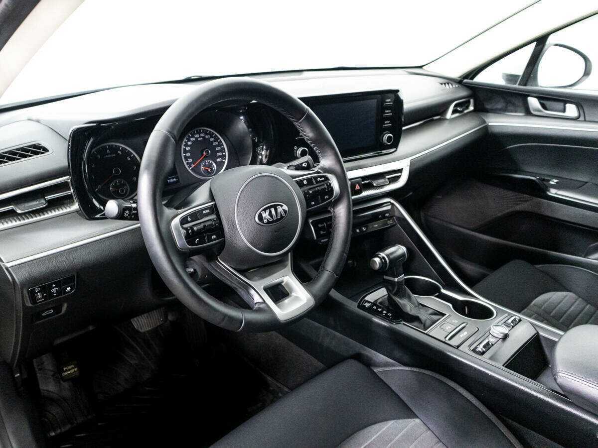 Б/У Киа К5 2021 года. Фото: #10