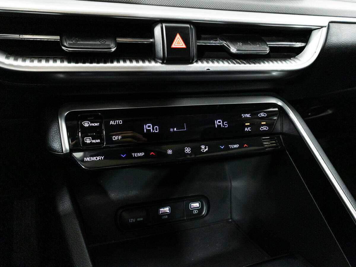 Б/У Киа К5 2021 года. Фото: #16