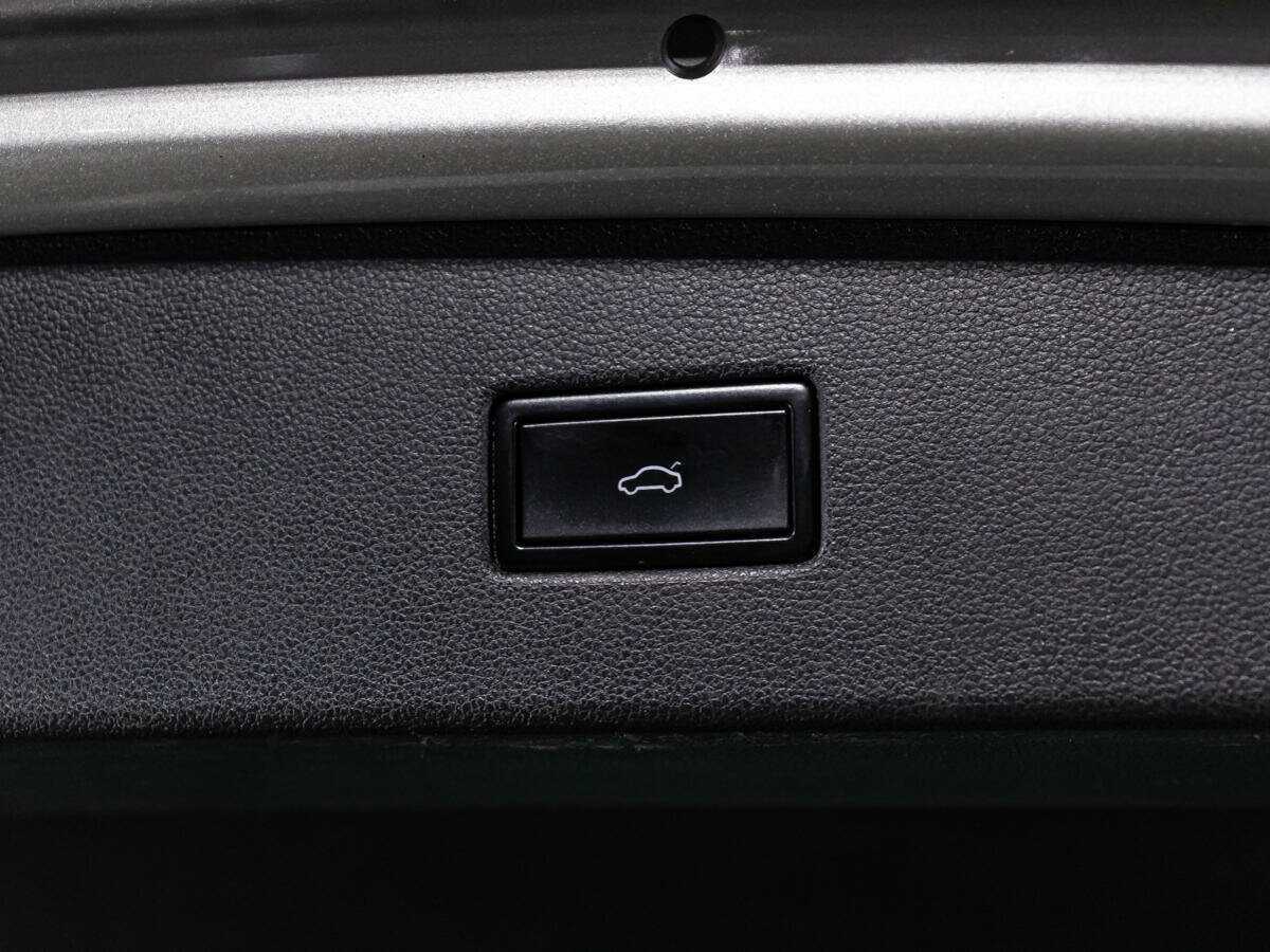 Volkswagen Tiguan 2019 года с пробегом. Фото: #14