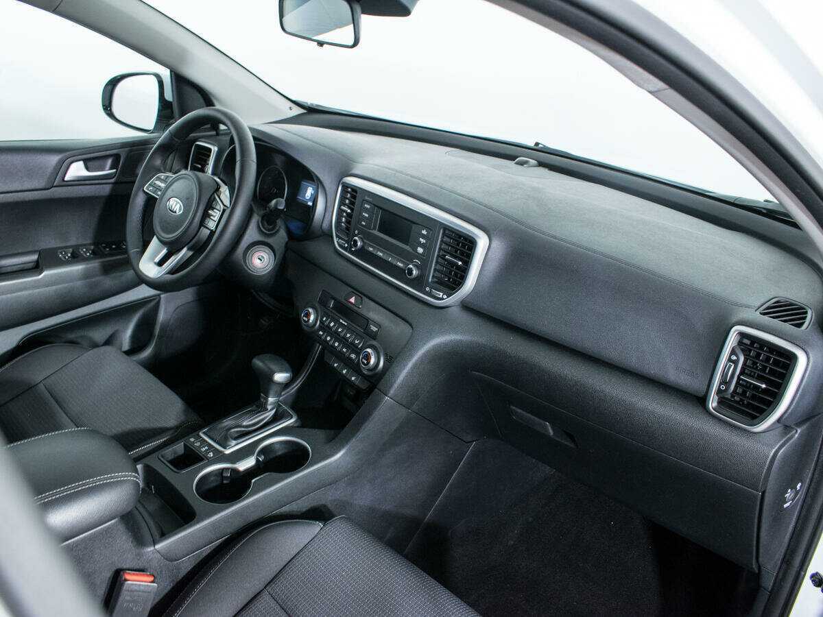 Б/У Киа Спортейдж 2018 года. Фото: #8