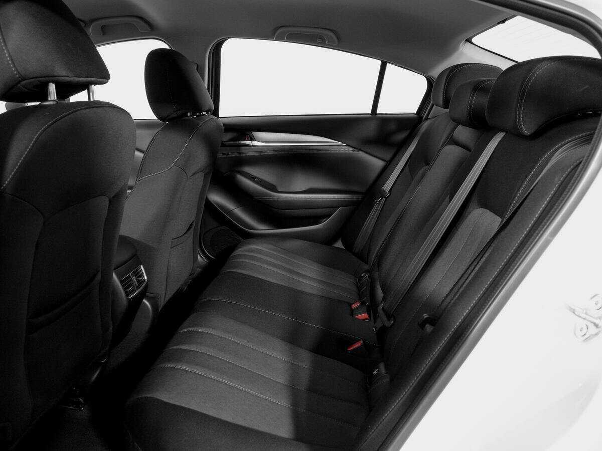 Б/У Мазда 6 2018 года. Фото: #9