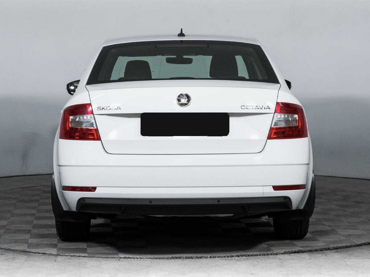 Б/У Шкода Октавия 2019 года. Фото: #5