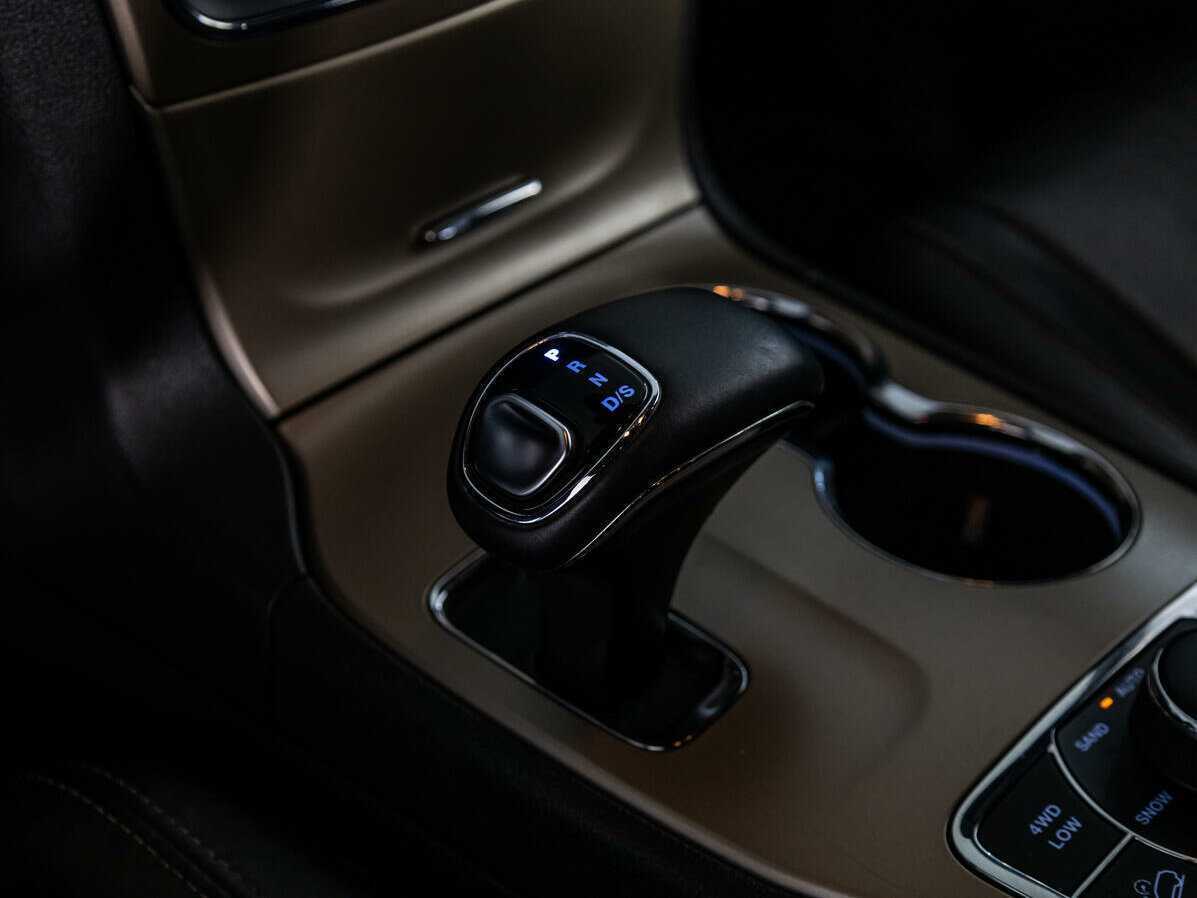 Jeep Grand Cherokee 2013 года с пробегом. Фото: #25