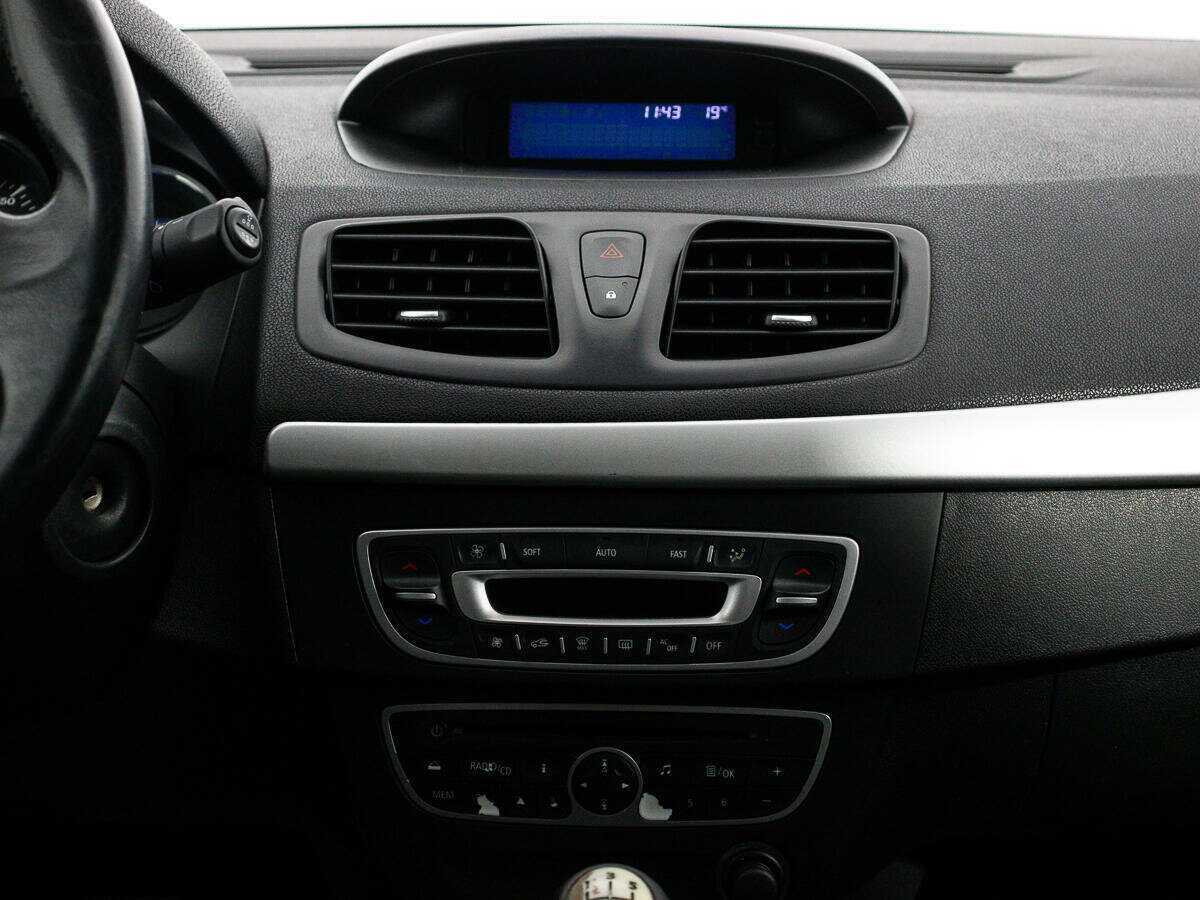 Б/У Рено Меган 2012 года. Фото: #13