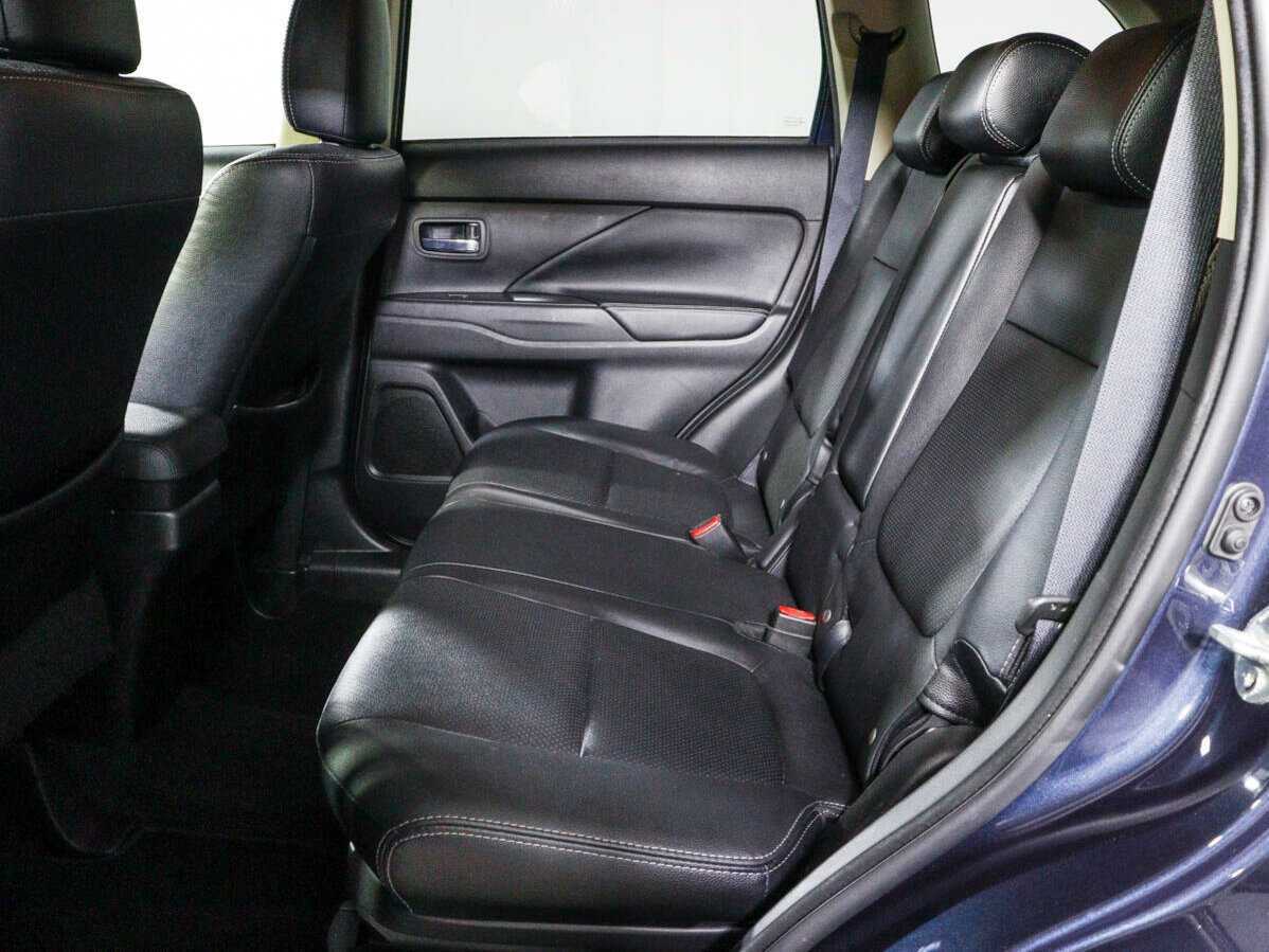 Mitsubishi Outlander 2018 года с пробегом. Фото: #8