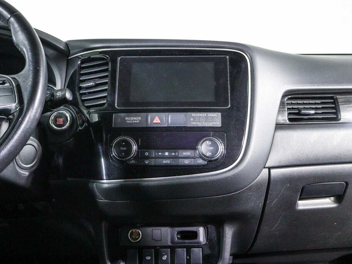 Mitsubishi Outlander 2018 года с пробегом. Фото: #11