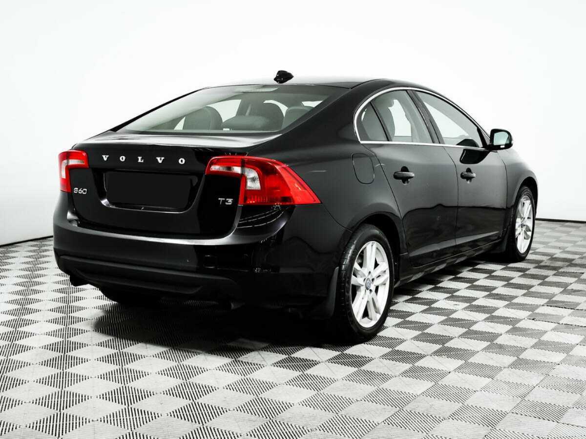 Volvo S60 2012 года с пробегом. Фото: #4