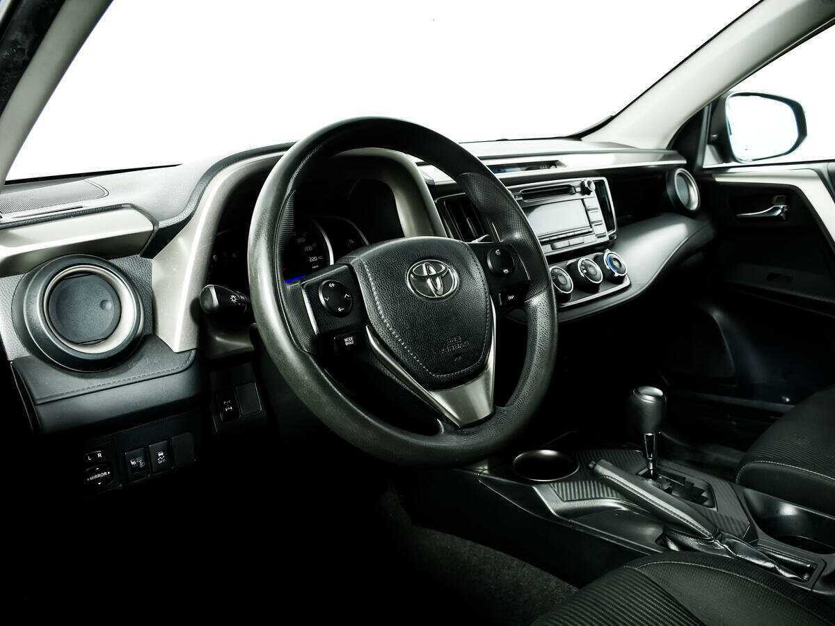 Б/У Тойота Рав4 2013 года. Фото: #12