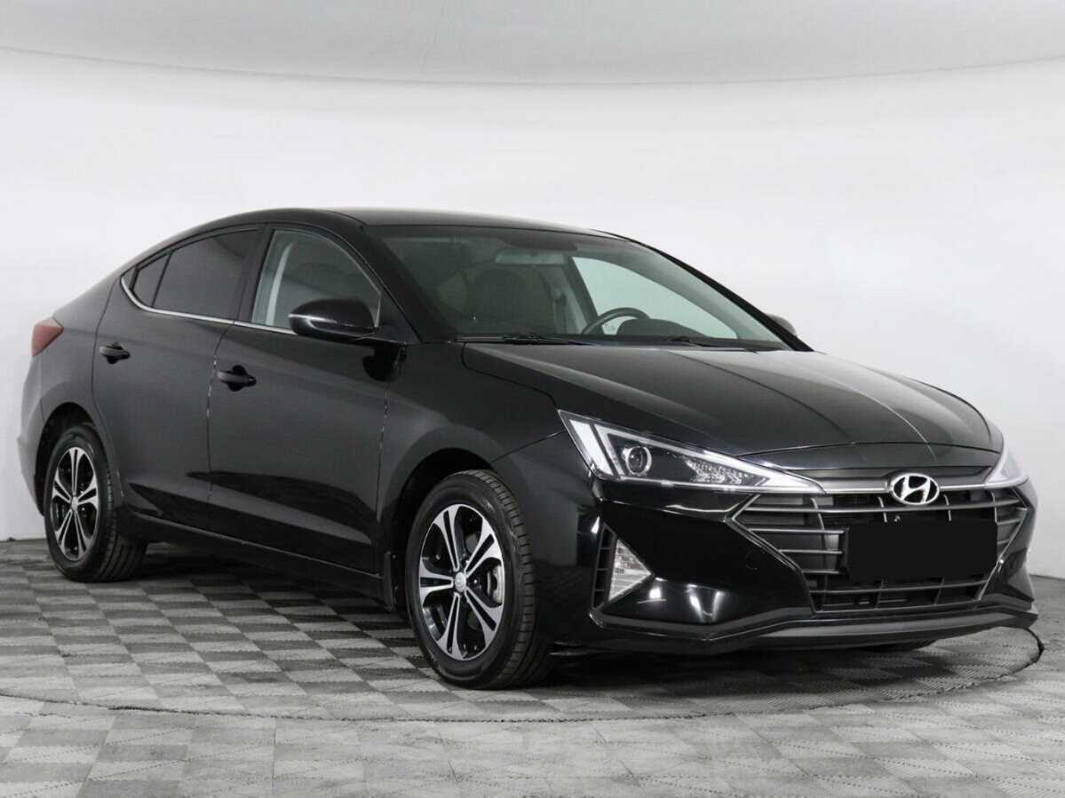 Hyundai Elantra 2019 года с пробегом. Фото: #2