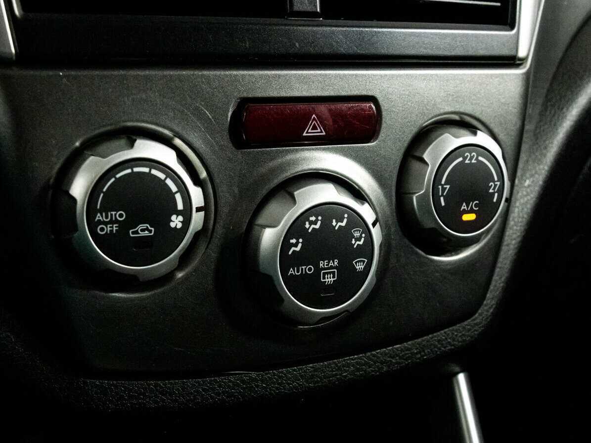 Subaru Forester 2012 года с пробегом. Фото: #13