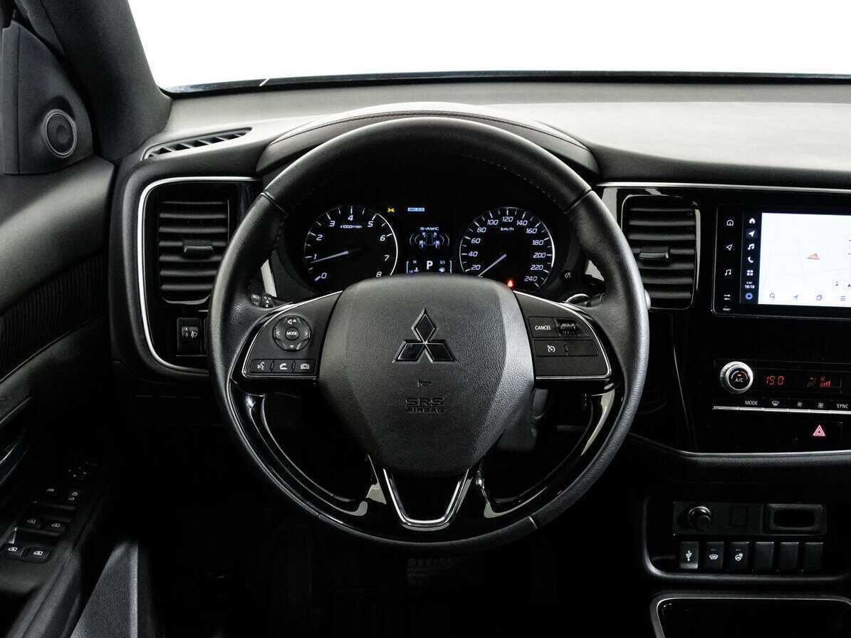 Mitsubishi Outlander 2021 года с пробегом. Фото: #11