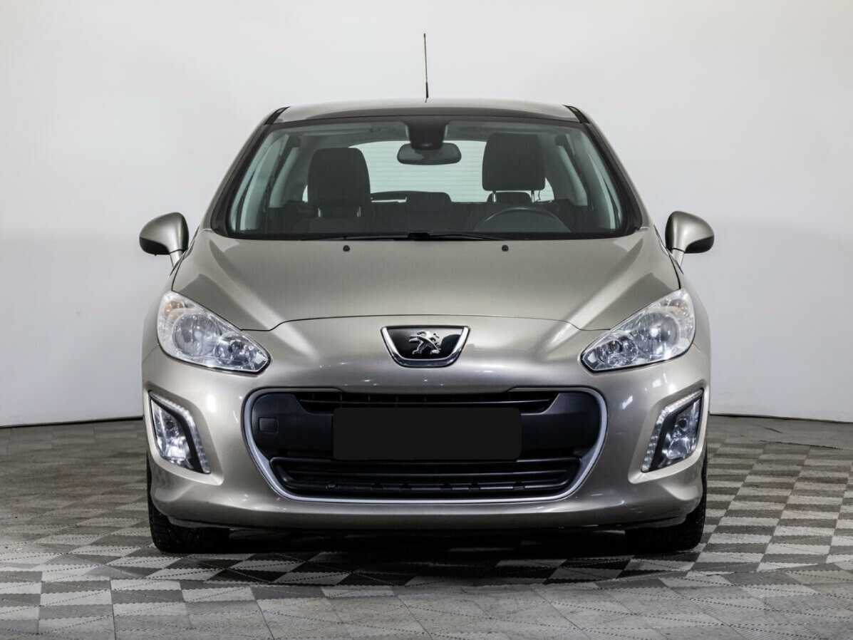 Б/У Пежо 308 2013 года. Фото: #1