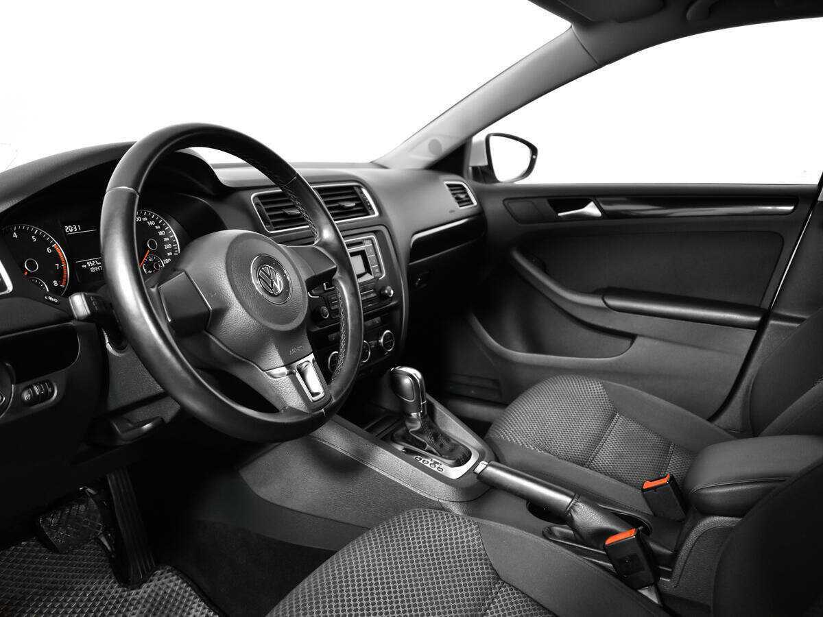 Б/У Фольксваген Джетта 2014 года. Фото: #12