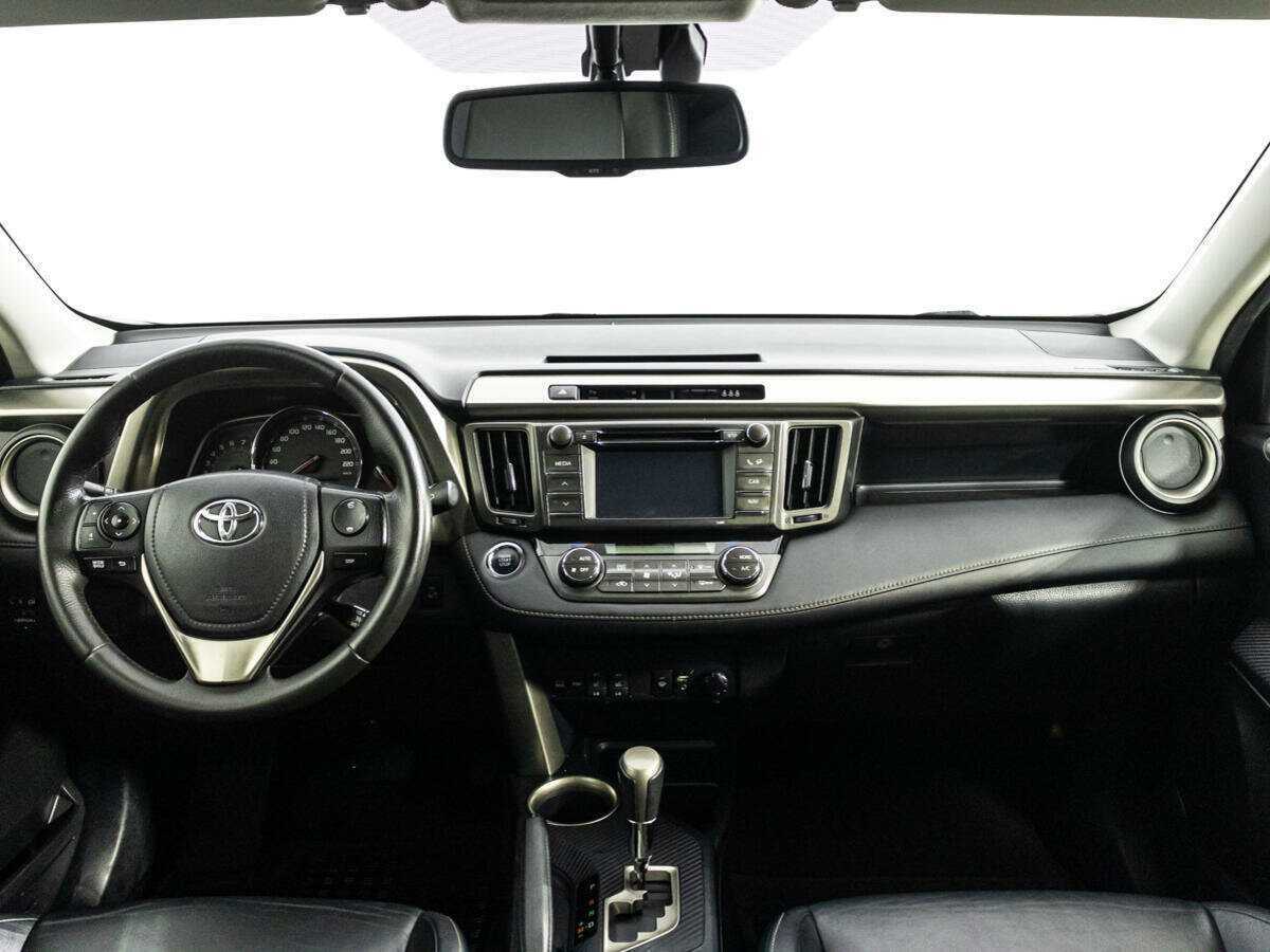 Toyota RAV4 2013 года с пробегом. Фото: #12