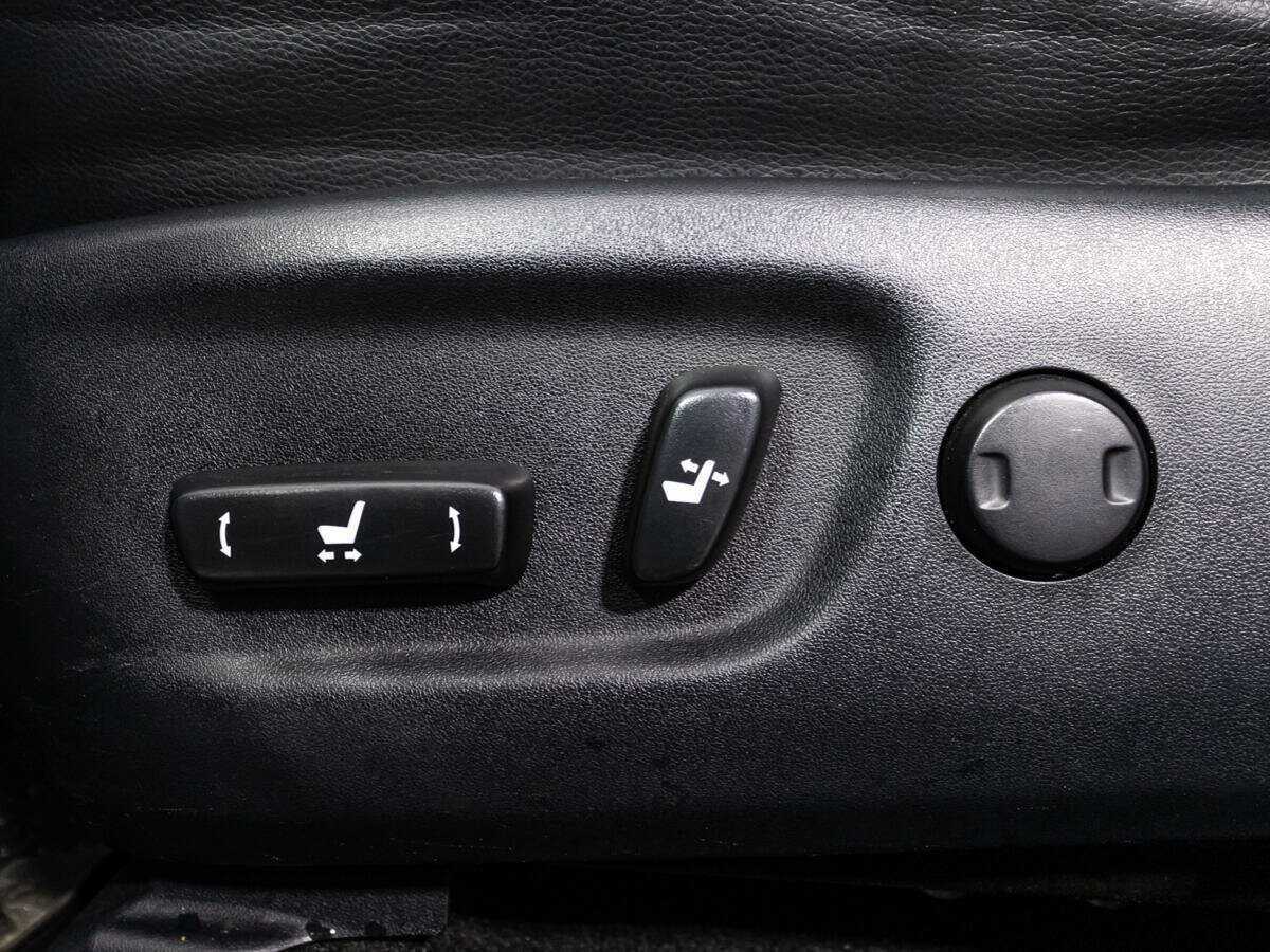 Toyota RAV4 2013 года с пробегом. Фото: #15