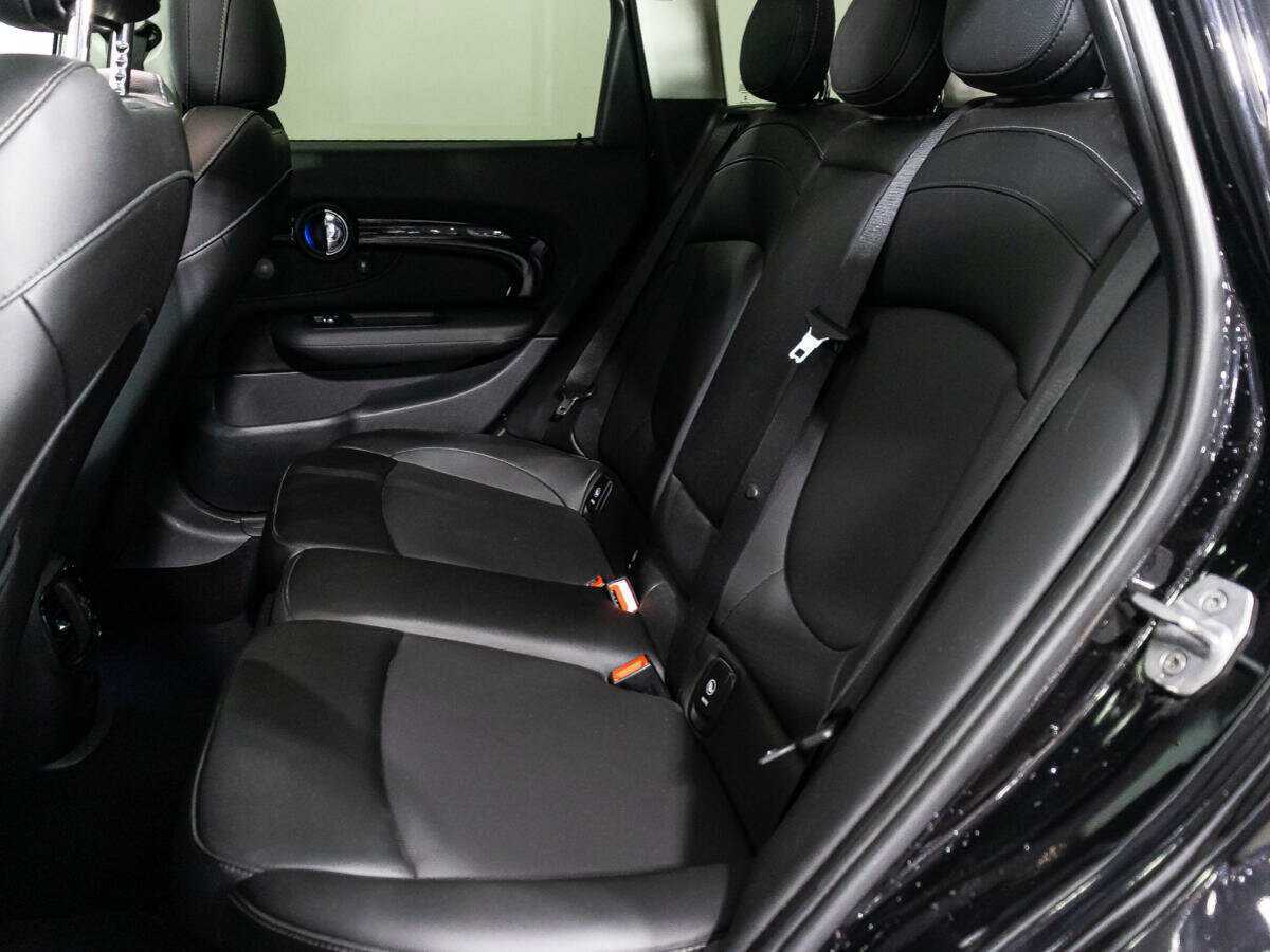 Б/У Мини Клубмэн 2017 года. Фото: #9