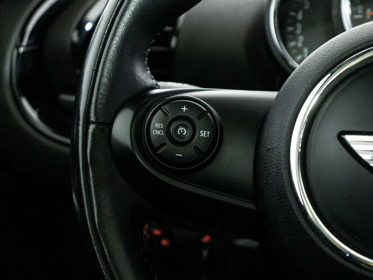 Б/У Мини Клубмэн 2017 года. Фото: #20