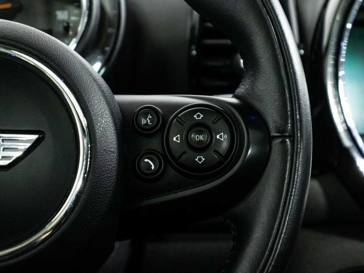 Б/У Мини Клубмэн 2017 года. Фото: #21