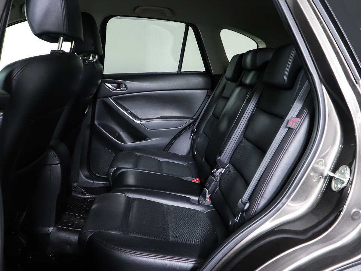 Б/У Мазда Ц-Икс-5 2016 года. Фото: #9