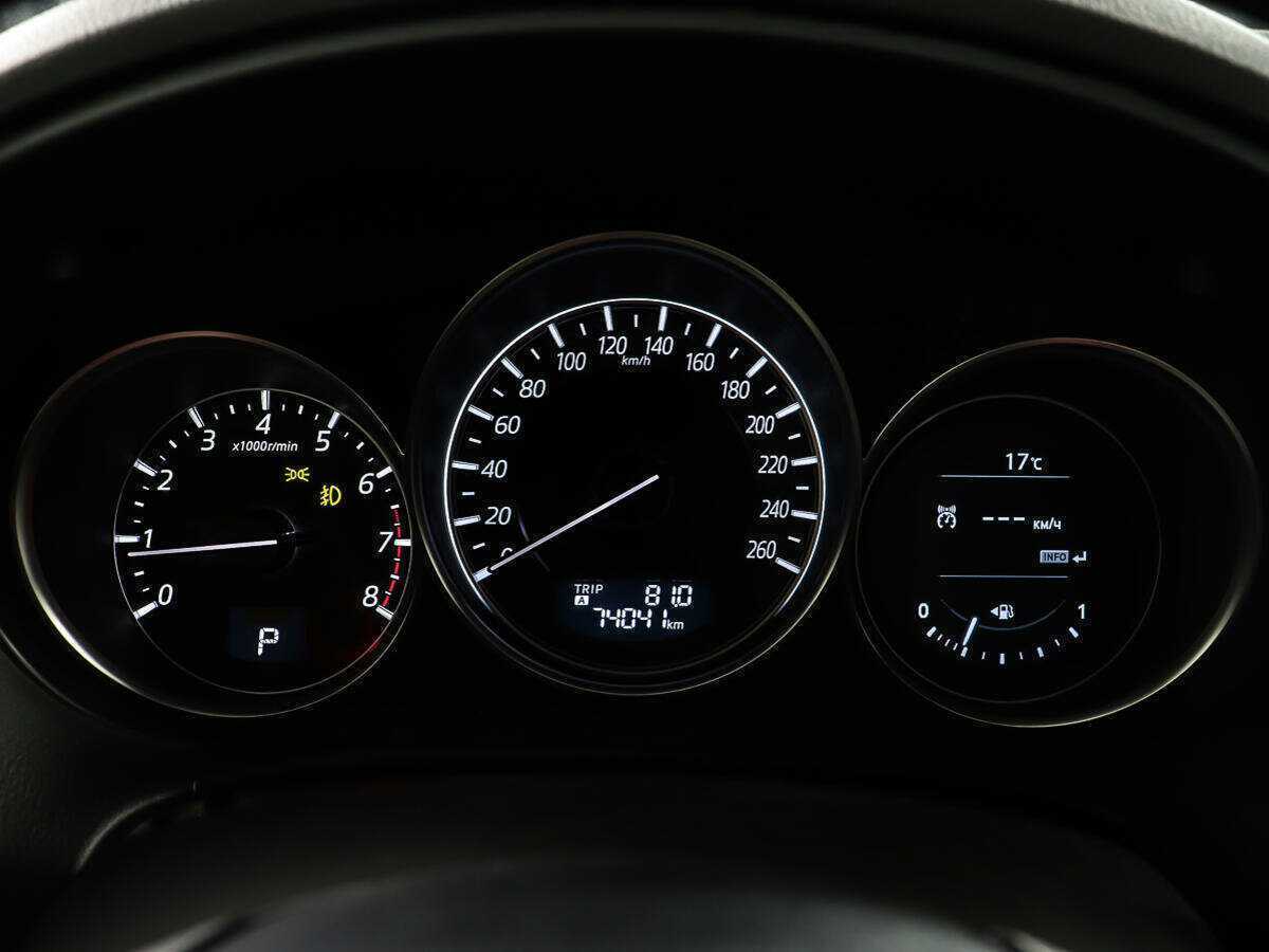 Б/У Мазда Ц-Икс-5 2016 года. Фото: #13