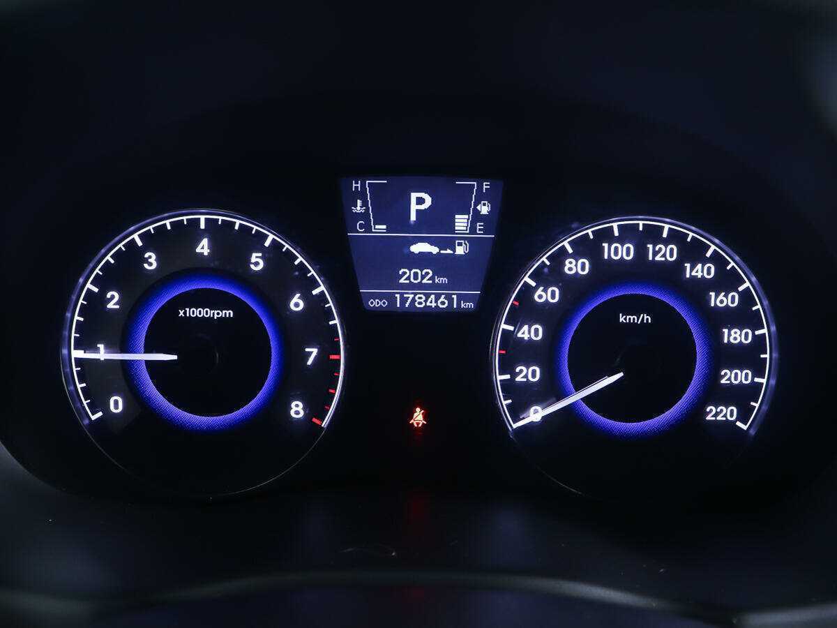 Hyundai Solaris 2012 года с пробегом. Фото: #12