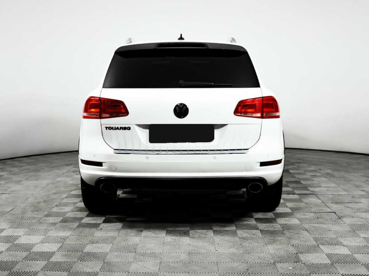 Б/У Фольксваген Туарег 2012 года. Фото: #5
