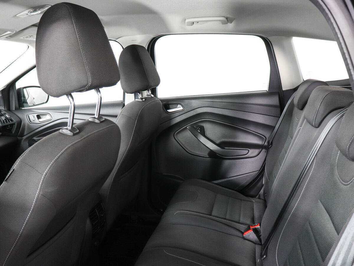 Ford Kuga 2015 года с пробегом. Фото: #11