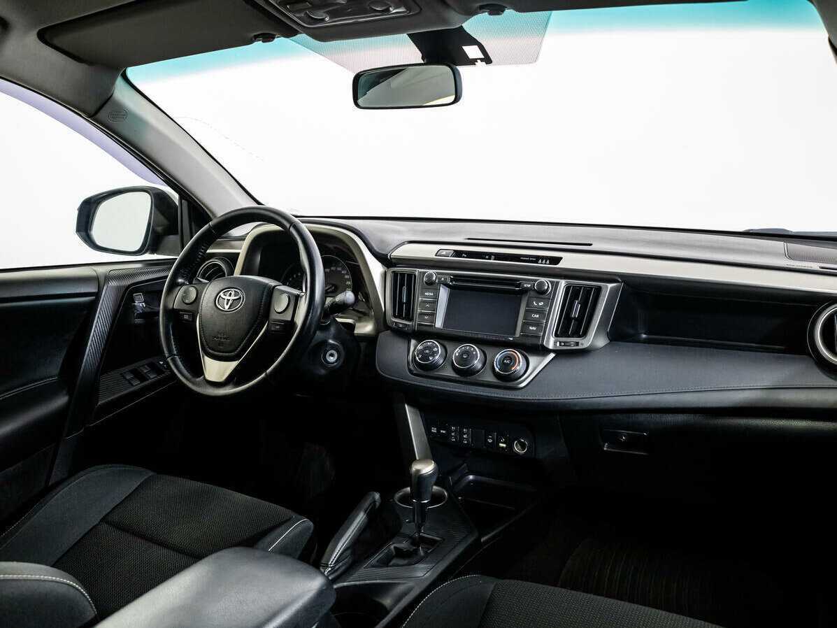 Б/У Тойота Рав4 2013 года. Фото: #8