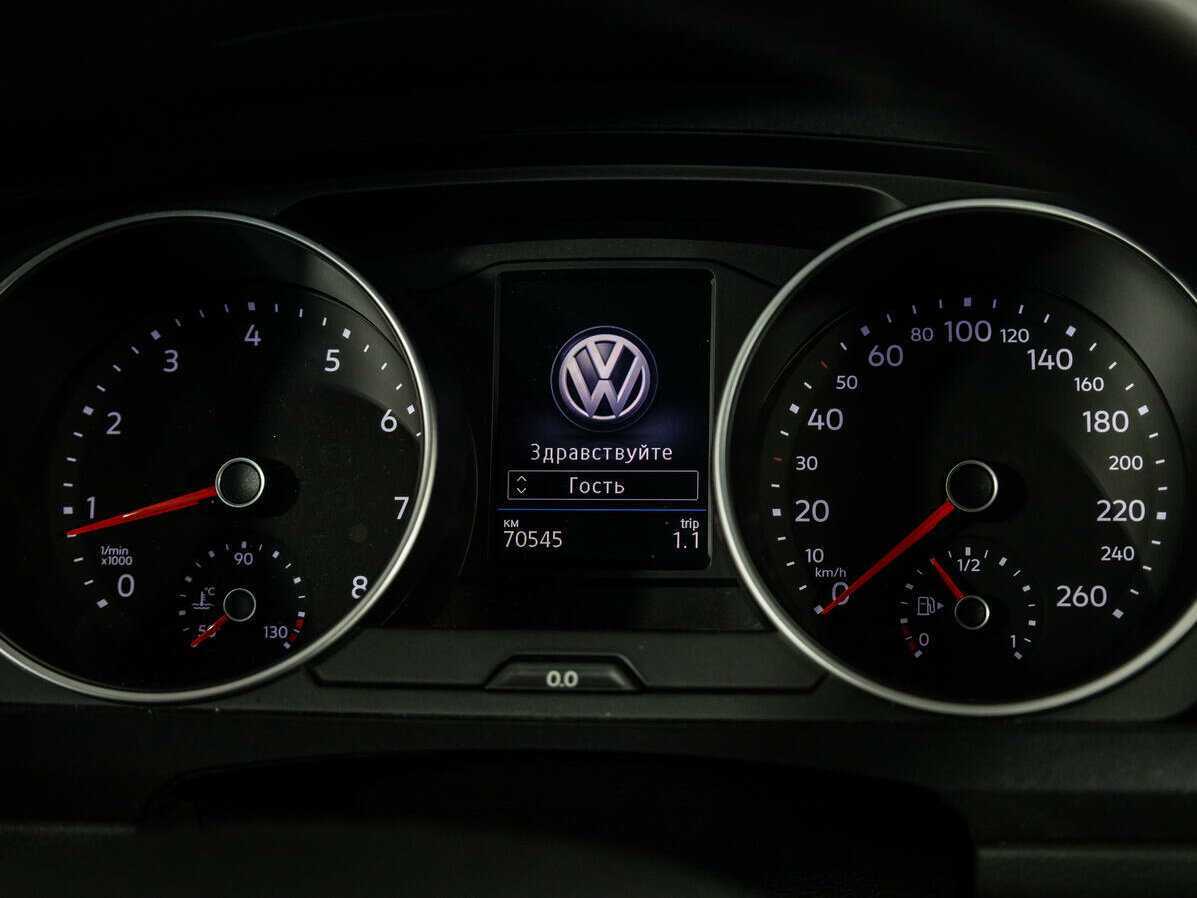 Б/У Фольксваген Тигуан 2017 года. Фото: #11