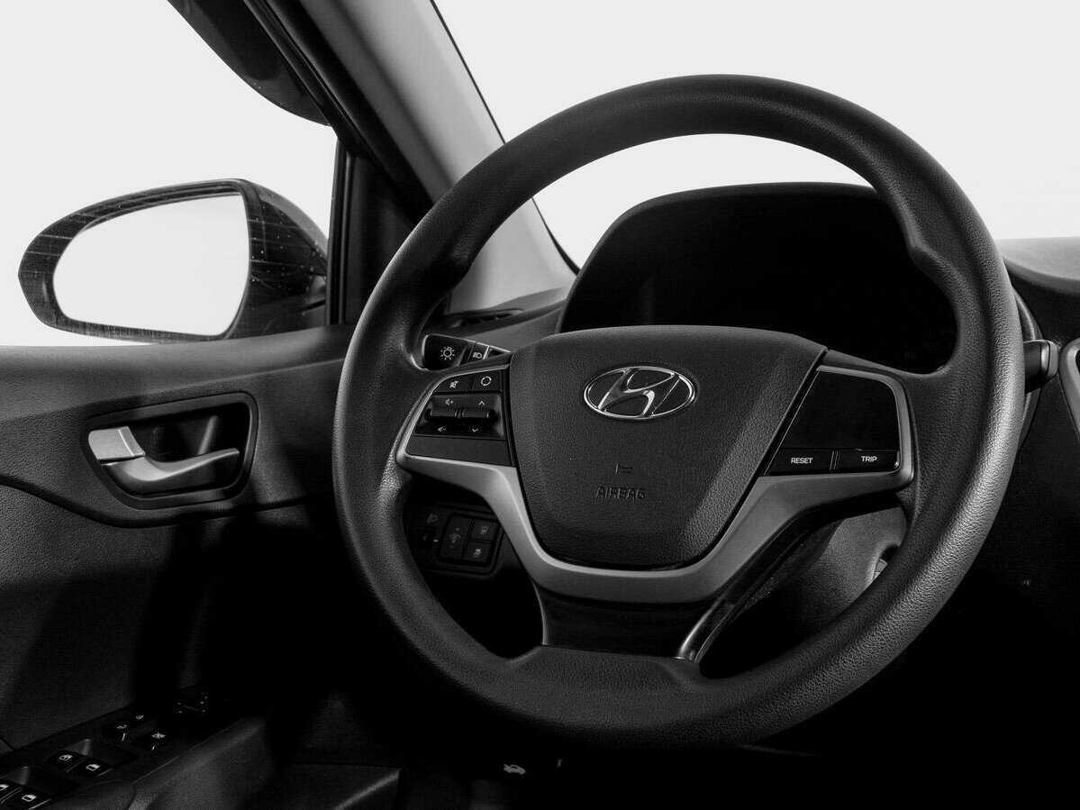 Б/У Хендай Солярис 2018 года. Фото: #12